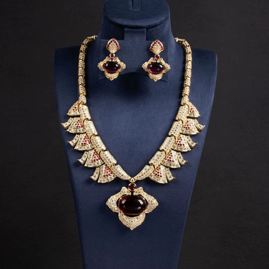 Rosaré Necklace
