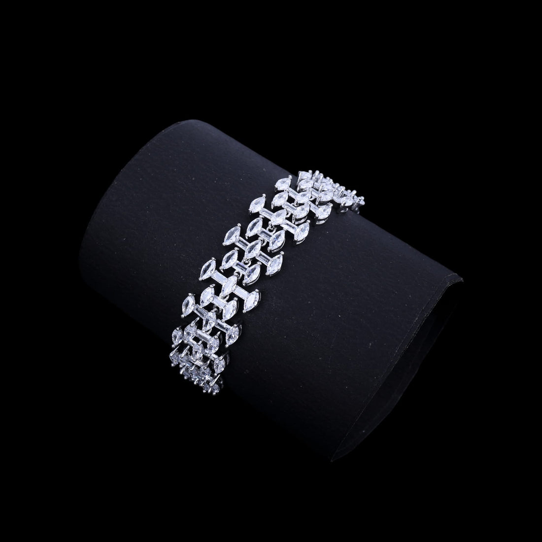 The Sparkling Silver Bracelet