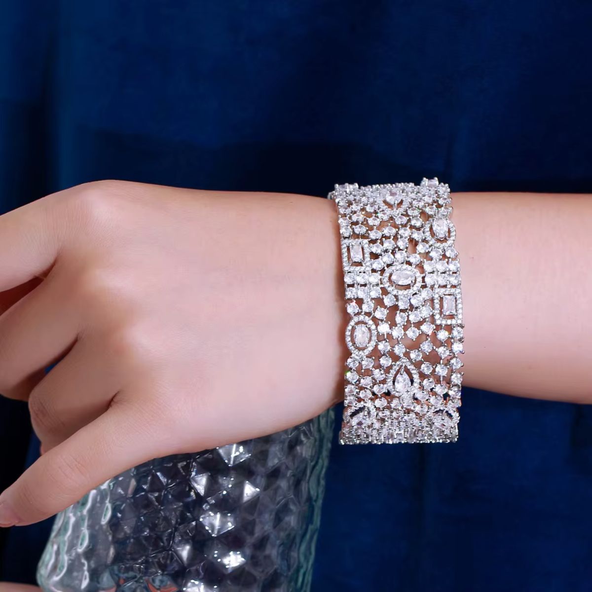 Auric Weave Bangle - Silver