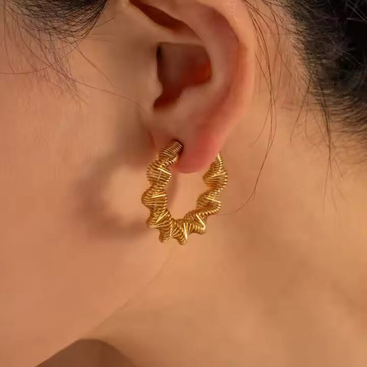 Chic Spirals Hoop Earrings