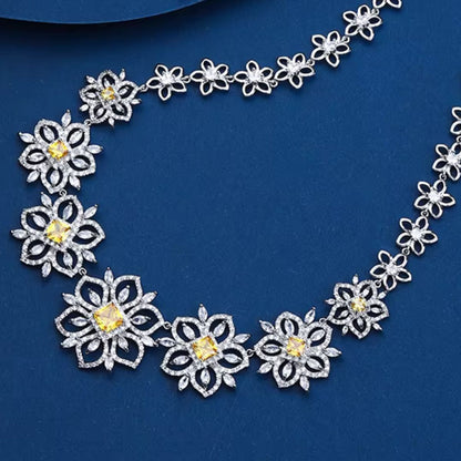 Flower Loop Necklace