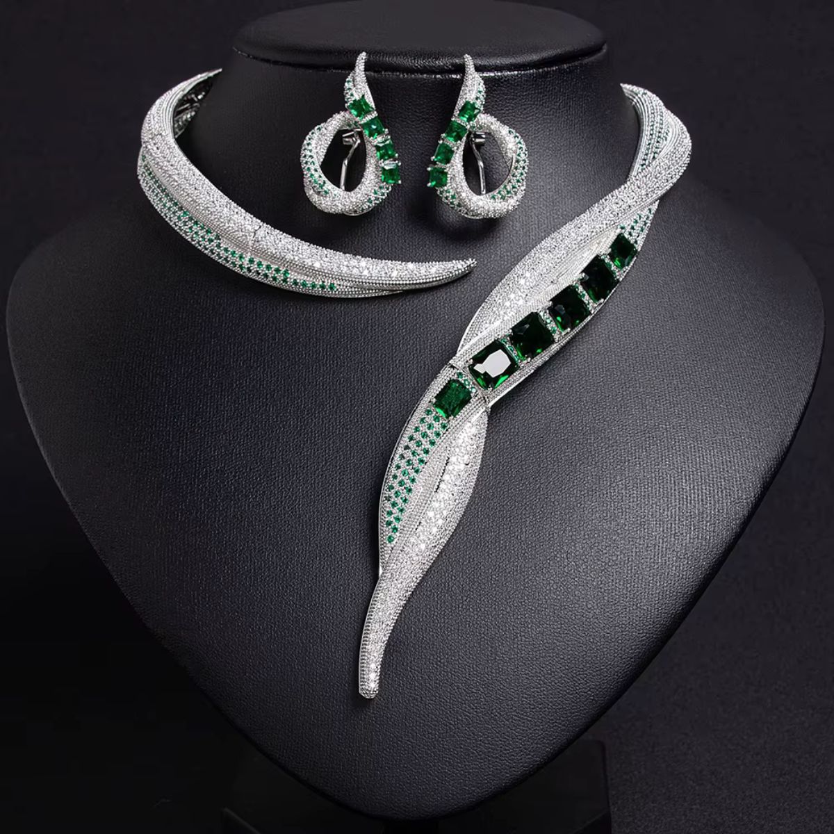 Forest Serpent Necklace 