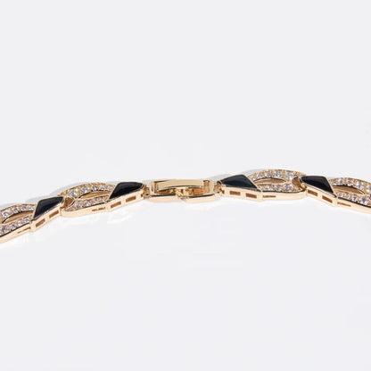Geomera Necklace