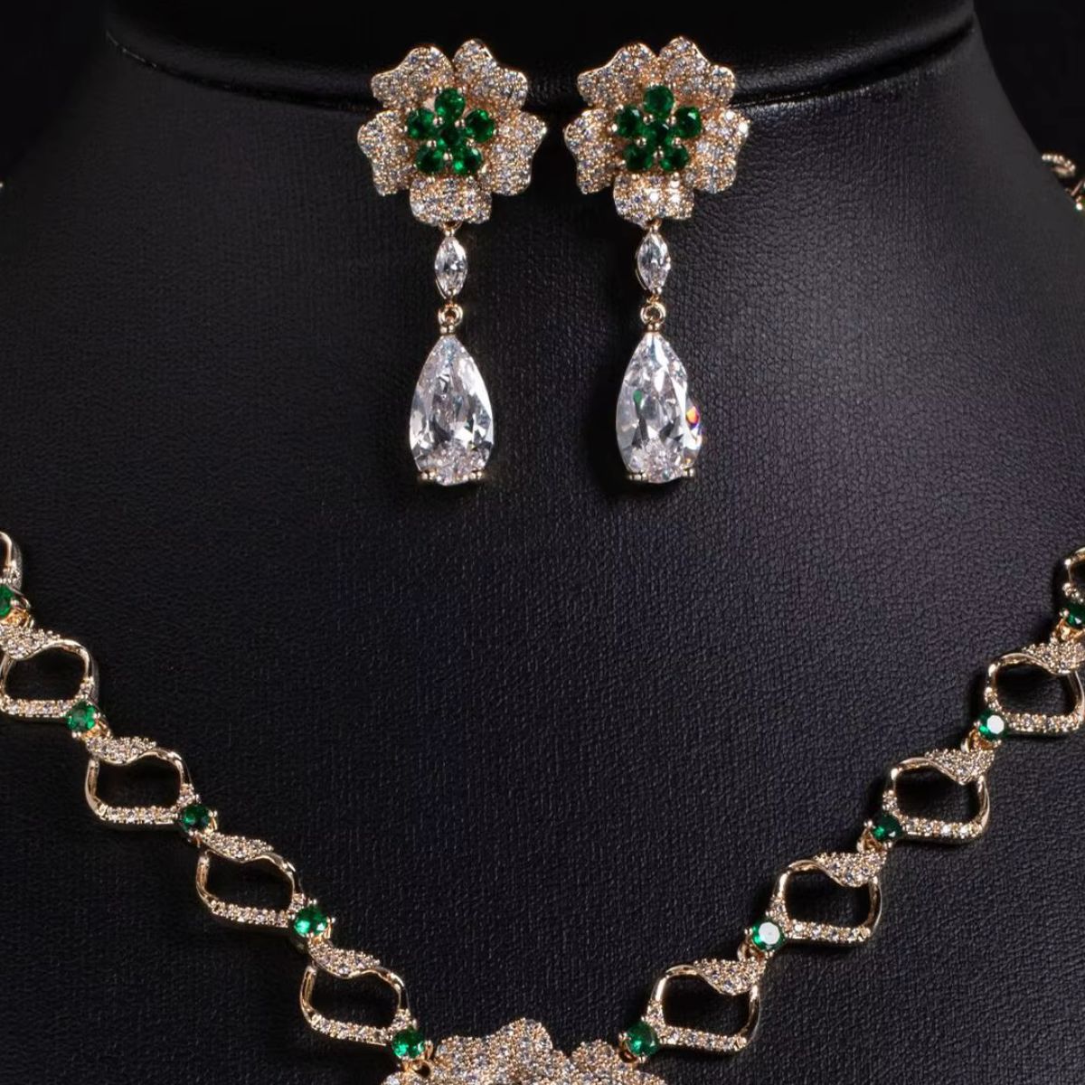Verdora Earrings