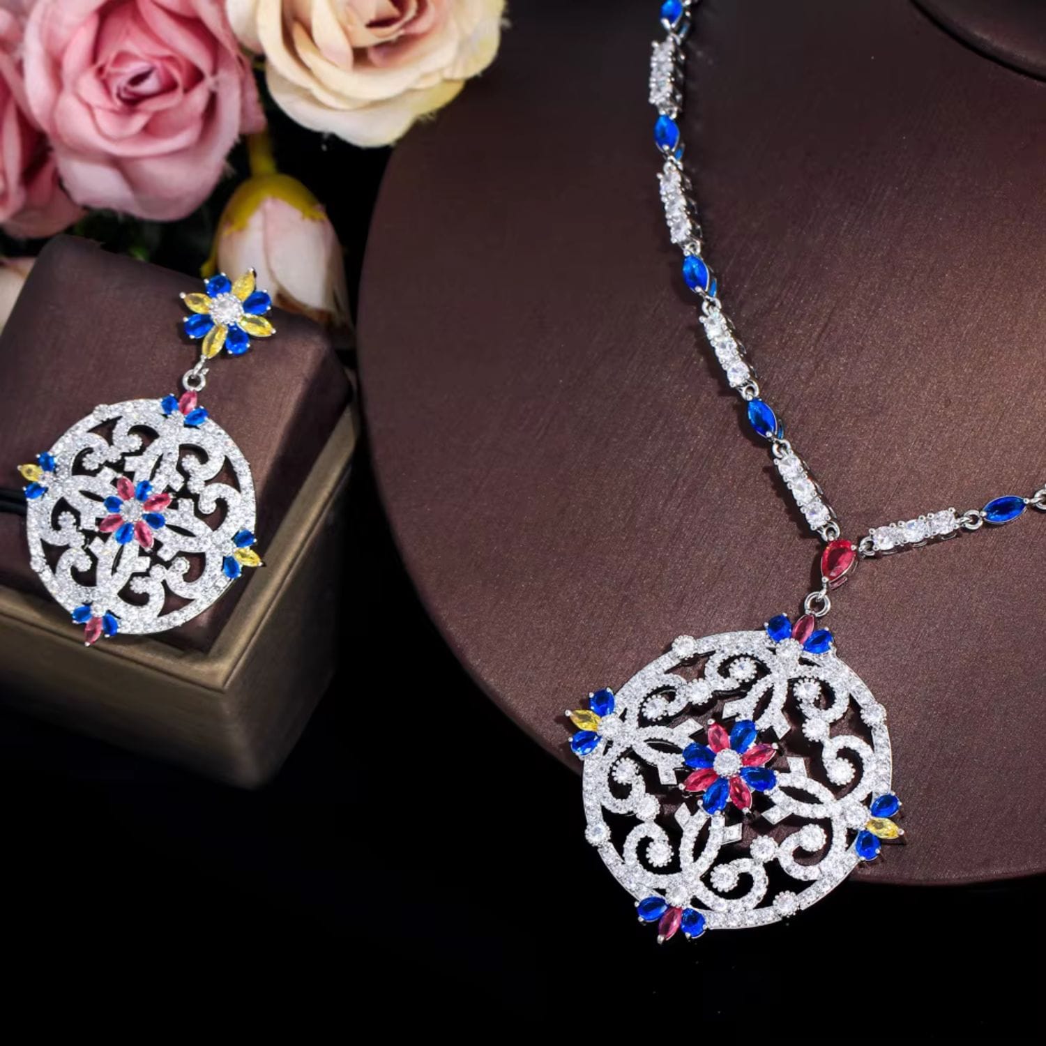 Vintage Pendant Necklace